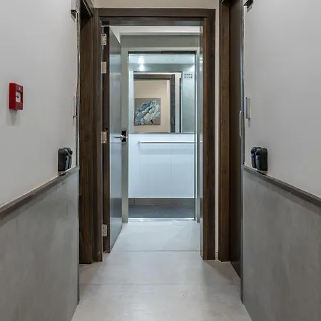 Apartment Cozy In The Heart Of Paceville -olo Living By Sf Homes