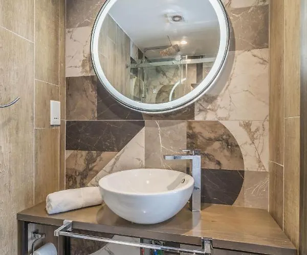 Cozy In The Heart Of Paceville -olo Living By Sf Homes Saint Julian's